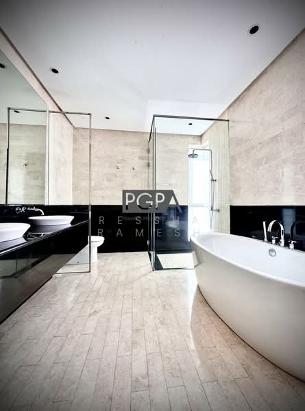 Semi-Detached House for Rent in Tanjung Tokong (Penang) - Ressha Ramesh - Bathroom - PropertyGuru.com.my