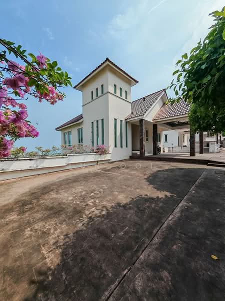 Bungalow for Sale in Batu Ferringhi (Penang) - Jun Ooi - Exterior - PropertyGuru.com.my