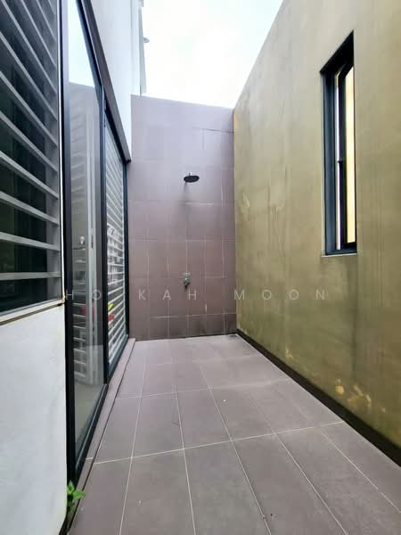 Semi-Detached House for Sale in Bandar Sungai Long (Selangor) - Ho Kah Moon - Exterior - PropertyGuru.com.my