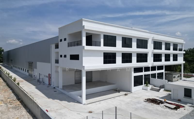 Kilang untuk Dijual di Taman Saujana KLIA (Sepang) - Eric Tham - Exterior - PropertyGuru.com.my