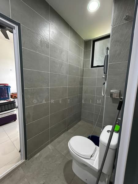 Rumah Kluster untuk Dijual di Bandar Pulai Jaya (Kulai) - Garet Lim - Bathroom - PropertyGuru.com.my