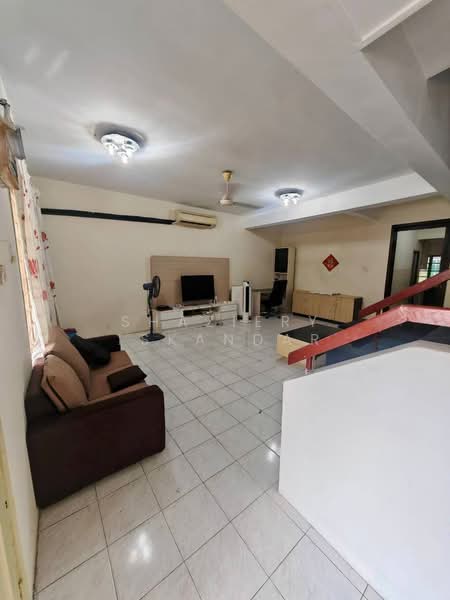 2-storey Terraced House for Sale in Bandar Mahkota Cheras (Cheras) - Shaziery Iskandar - Living Room - PropertyGuru.com.my