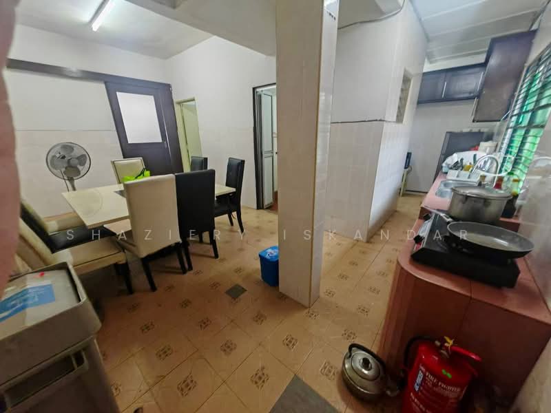 2-storey Terraced House for Sale in Bandar Mahkota Cheras (Cheras) - Shaziery Iskandar - Kitchen - PropertyGuru.com.my
