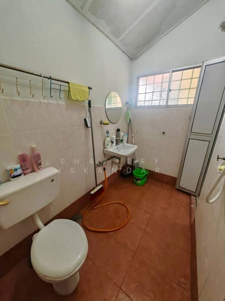 2-storey Terraced House for Sale in Bandar Mahkota Cheras (Cheras) - Shaziery Iskandar - Bathroom - PropertyGuru.com.my