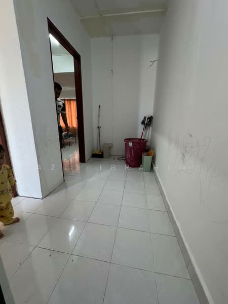 Rumah Teres 2 Tingkat untuk Dijual di Taman Bukit Anggerik (Cheras) - Azli Ibrahim - Interior - PropertyGuru.com.my