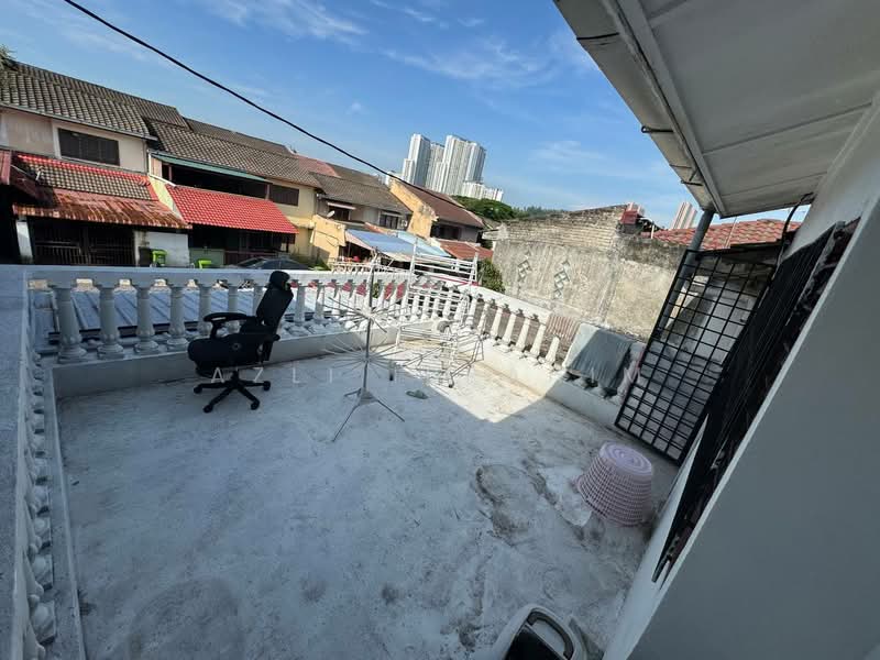 Rumah Teres 2 Tingkat untuk Dijual di Taman Bukit Anggerik (Cheras) - Azli Ibrahim - Balcony - PropertyGuru.com.my