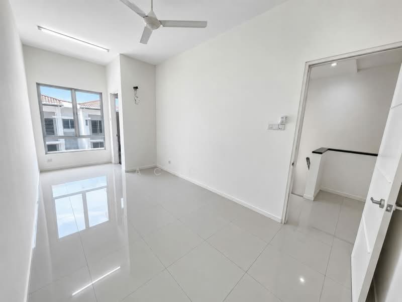 2-storey Terraced House for Sale in Tropicana Heights (Kajang) - Mac Chong - Living Room - PropertyGuru.com.my