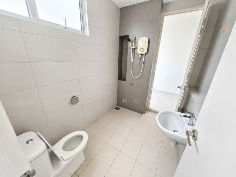 2-storey Terraced House for Sale in Tropicana Heights (Kajang) - Mac Chong - Bathroom - PropertyGuru.com.my
