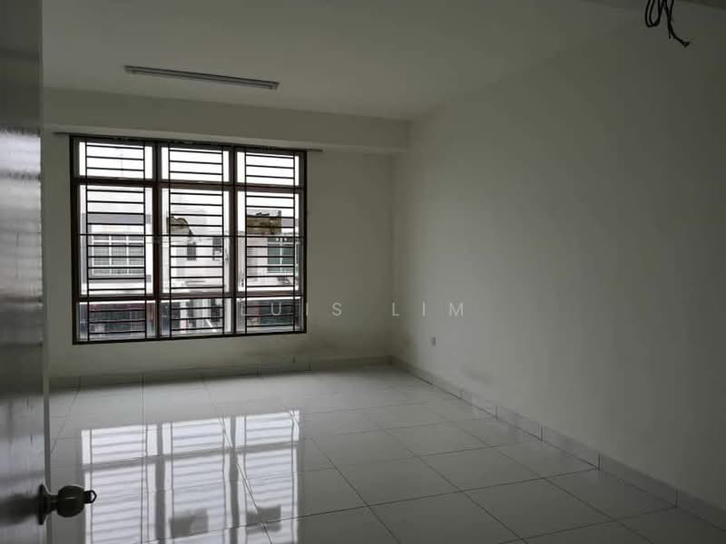 2-storey Terraced House for Sale in Taman Bestari Indah (Ulu Tiram) - Luis Lim - Interior - PropertyGuru.com.my