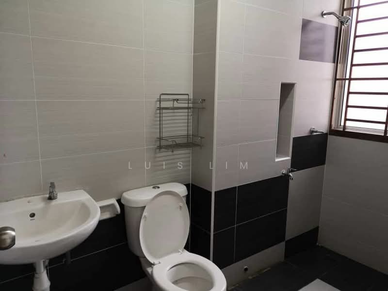 2-storey Terraced House for Sale in Taman Bestari Indah (Ulu Tiram) - Luis Lim - PropertyGuru.com.my