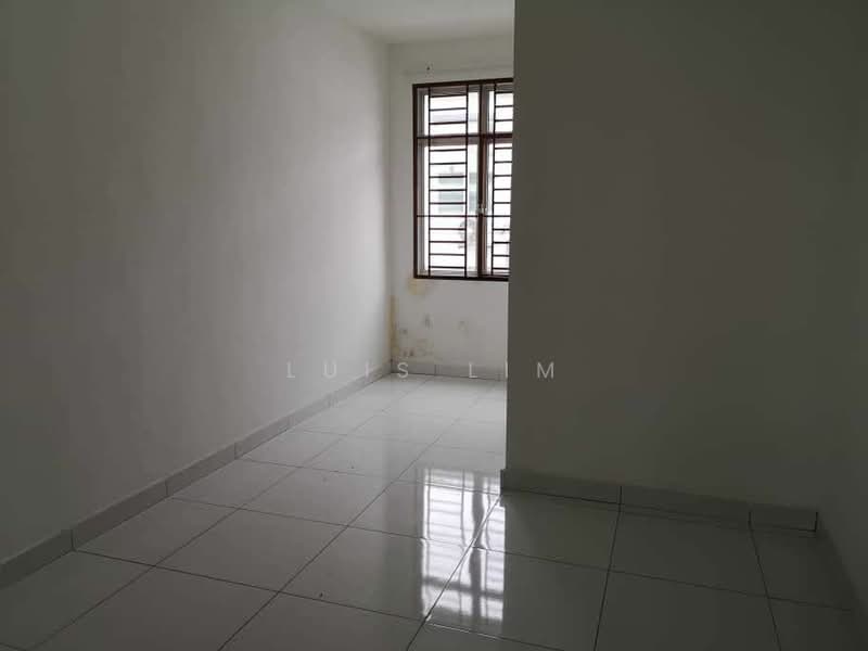 2-storey Terraced House for Sale in Taman Bestari Indah (Ulu Tiram) - Luis Lim - PropertyGuru.com.my