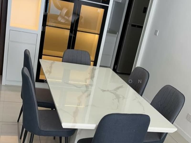 Kondominium untuk Disewa di Queens Residences Q1 @ Queens Waterfront - Shelley Voon - Dining Room - PropertyGuru.com.my