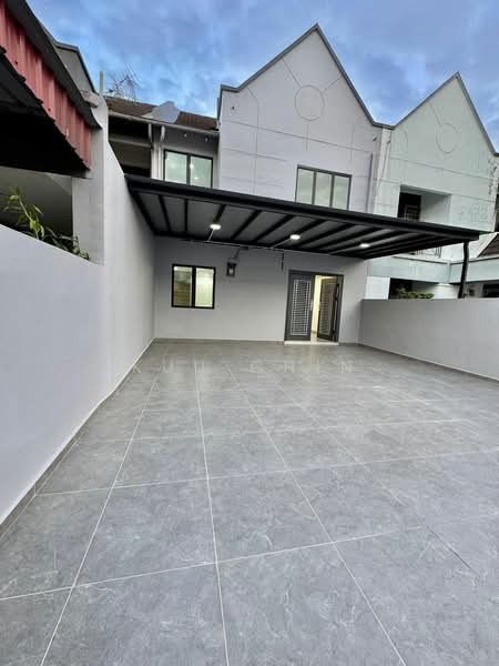 Rumah Teres 2 Tingkat untuk Dijual di Bandar Baru Permas Jaya (Permas Jaya) - Kuu Chin - Exterior - PropertyGuru.com.my