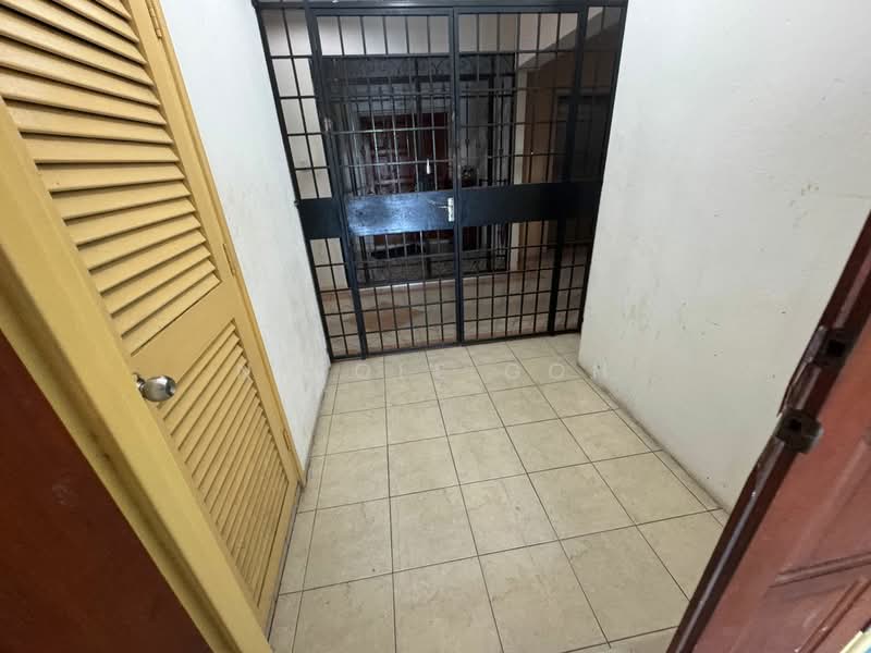 Condominium for Sale at Idaman Puteri - Nicole Goh - Entrance - PropertyGuru.com.my