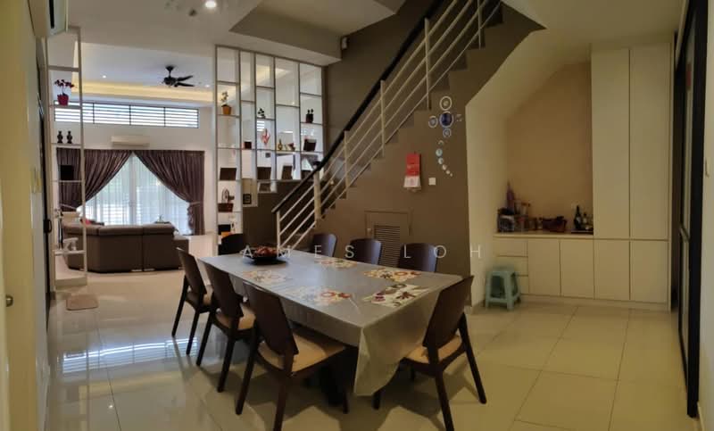 3-storey Terraced House for Sale in Taman Putra Prima (Puchong) - James Loh - Dining Room - PropertyGuru.com.my