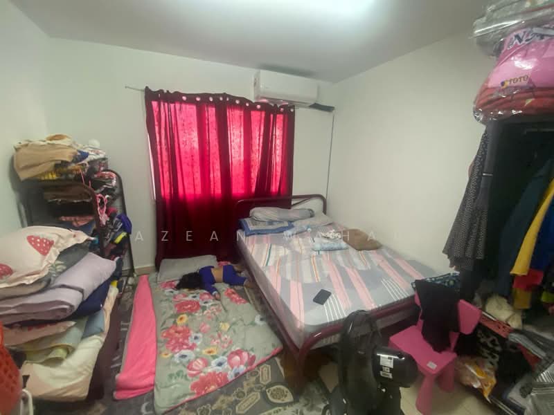Rumah Flat untuk Dijual di Kelumpuk Sunding Malam - Azean Wahab - Bedroom - PropertyGuru.com.my