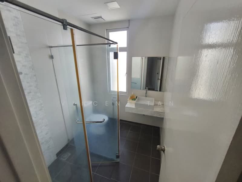 3-storey Terraced House for Rent in Tanjung Bungah (Penang) - Vincent Tan - Bathroom - PropertyGuru.com.my
