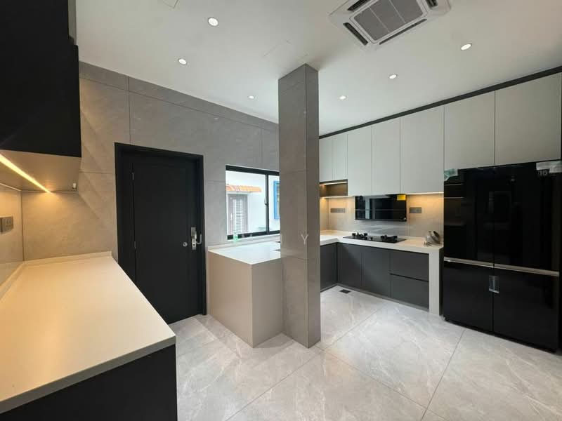 2-storey Terraced House for Sale in Johor Bahru (Johor) - Jimmy . - Kitchen - PropertyGuru.com.my