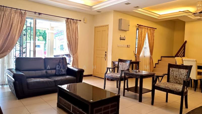2-storey Terraced House for Sale in Sunway Kayangan (Shah Alam) - Adibah Salim - Living Room - PropertyGuru.com.my