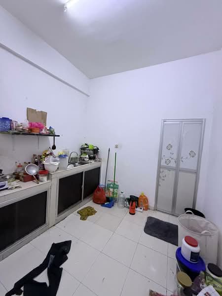 Pangsapuri untuk Disewa di Plaza Mentari Apartment (Taman Pelangi) - Zi Hui - Kitchen - PropertyGuru.com.my