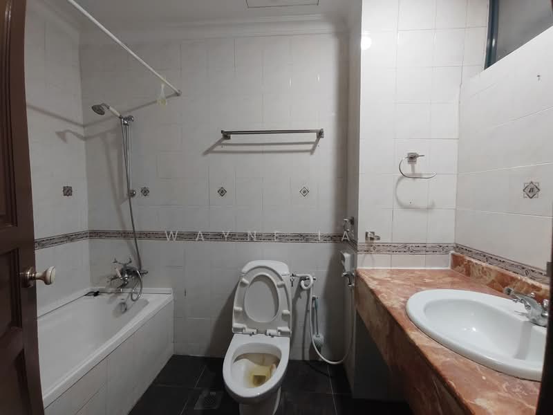 Condominium for Rent at Corinthian Condominium - Wayne Lai - Bathroom - PropertyGuru.com.my