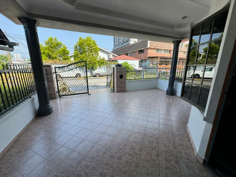 1-storey Terraced House for Sale in Taman Sri Segambut (Segambut) - Azli Ibrahim - Exterior - PropertyGuru.com.my