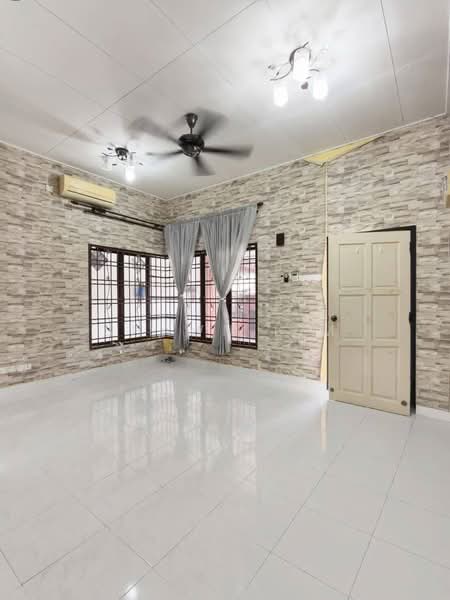 1-storey Terraced House for Sale in Taman Seri Austin (Tebrau) - Shawn Lim - PropertyGuru.com.my