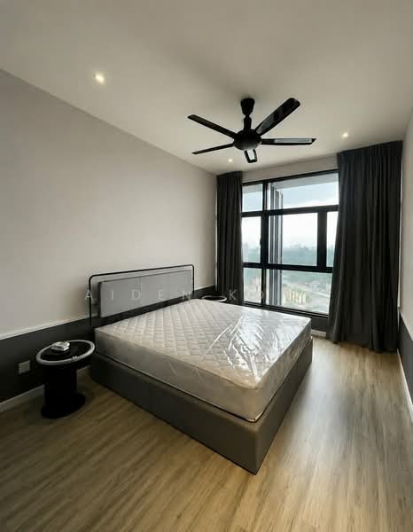 Service Residence for Sale at Millerz Square Serviced Residence - Aiden Kong - Bedroom - PropertyGuru.com.my