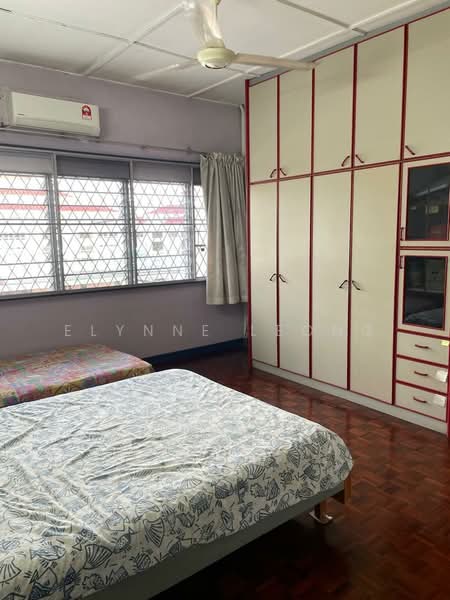 Semi-Detached House for Sale in Batu Uban (Gelugor) - Elynne Leong - Bedroom - PropertyGuru.com.my