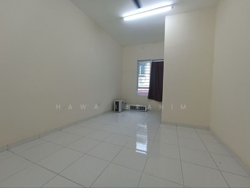 Rumah Teres 2 Tingkat untuk Dijual di Nilai (Negeri Sembilan) - Hawa Ibrahim - PropertyGuru.com.my