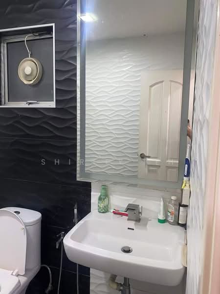 Apartment for Rent at One World 2 (1-Sky) - Shirley Teh - Bathroom - PropertyGuru.com.my