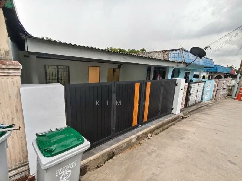 Rumah Teres untuk Dijual di Taman Kota Kulai (Kulai) - Kim . - Exterior - PropertyGuru.com.my