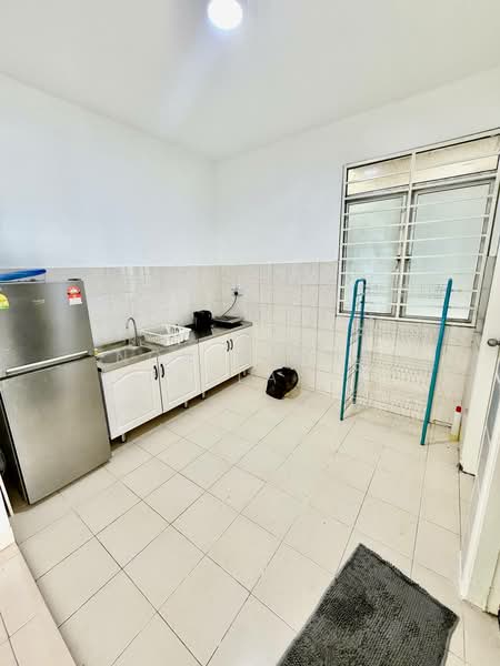 Condominium for Sale at Prima U1 - Nor Azhar Azlan - Kitchen - PropertyGuru.com.my