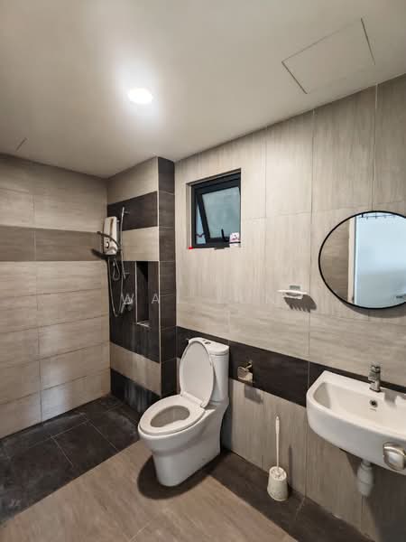 Kondominium untuk Dijual di Aster Residence - Wai Lun - Bathroom - PropertyGuru.com.my