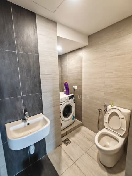 Kondominium untuk Dijual di Aster Residence - Wai Lun - Bathroom - PropertyGuru.com.my