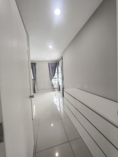 Condominium for Rent at Ujana Executive Apartment - Vison Foo - Corridor - PropertyGuru.com.my
