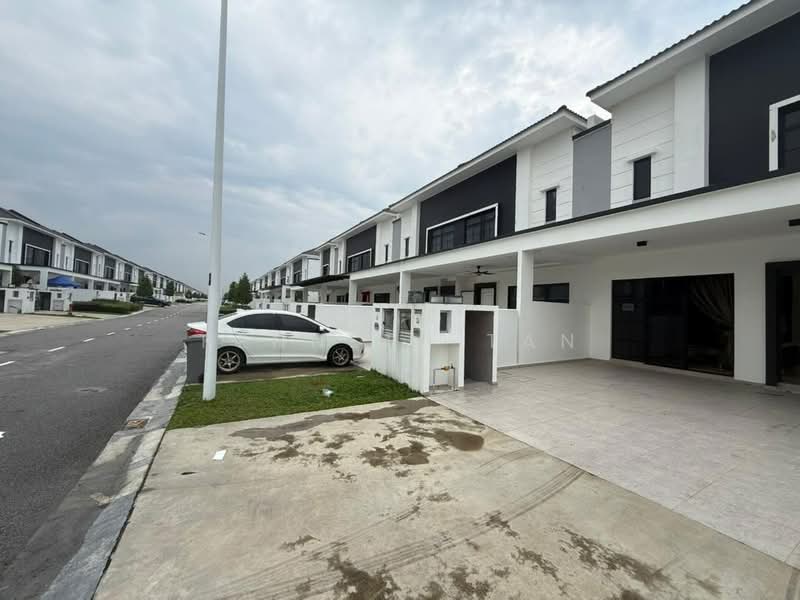 Rumah Teres untuk Disewa di Eco Botanic (Iskandar Puteri (Nusajaya)) - Kenneth Tan - PropertyGuru.com.my
