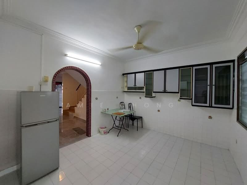 2-storey Terraced House for Rent in Bercham (Ipoh) - Amie Chong - Kitchen - PropertyGuru.com.my