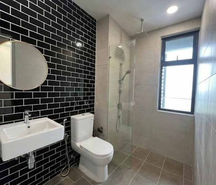 Servis Apartment untuk Disewa di Union Suites - Amy Sim - Bathroom - PropertyGuru.com.my