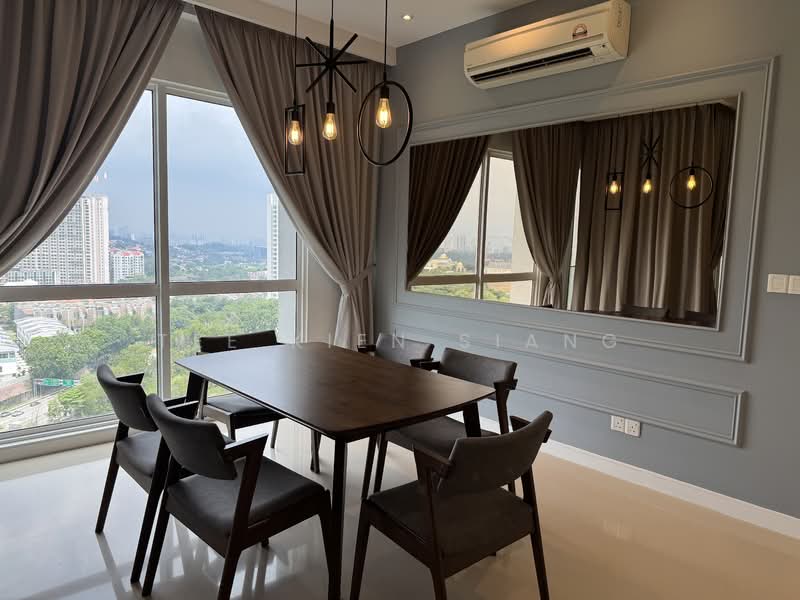 Kondominium untuk Disewa di Pavilion Hilltop - Tee Kien Siang - Dining Room - PropertyGuru.com.my