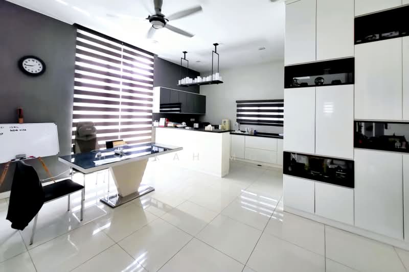 Rumah Berkembar untuk Dijual di Bandar Sungai Long (Selangor) - Ho Kah Moon - Study - PropertyGuru.com.my