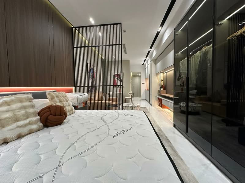 Apartment for Sale at R&F Princess Cove Phase 3-New Casa Suites - Chen Pei Fang - Bedroom - PropertyGuru.com.my