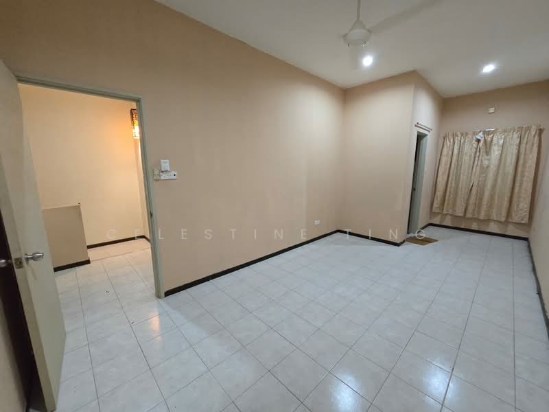 Rumah Teres 2 Tingkat untuk Dijual di Bandar Sunway Semenyih (Semenyih) - Celestine Ting - Living Room - PropertyGuru.com.my