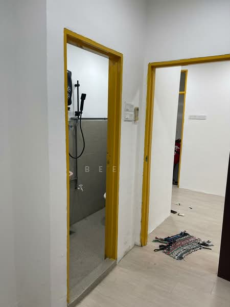 Rumah Bandar untuk Dijual di Taman Limbongan Permai (Klebang) - Bee . - Bathroom - PropertyGuru.com.my