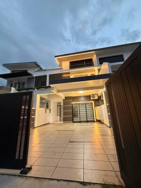 2-storey Terraced House for Sale in Taman Bestari Indah (Ulu Tiram) - Kuu Chin - Exterior - PropertyGuru.com.my