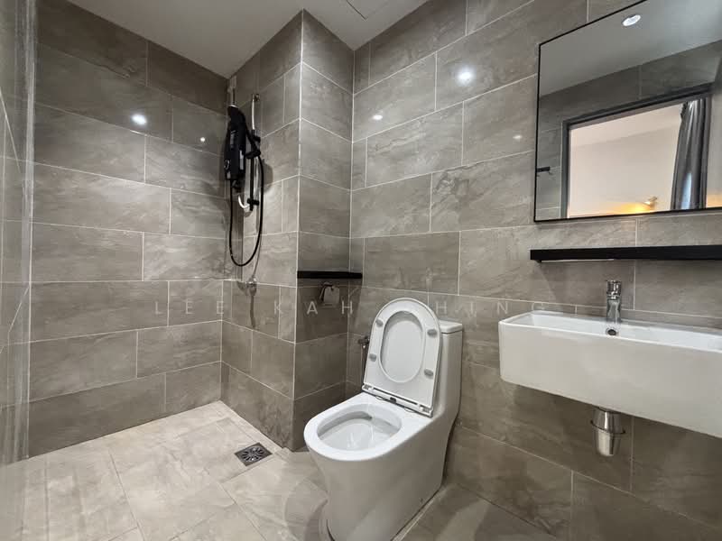 Servis Apartment untuk Disewa di M Arisa - Lee Kah Shing - Bathroom - PropertyGuru.com.my