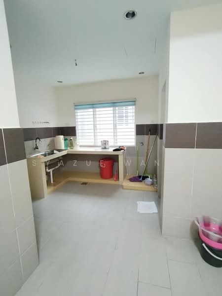 Rumah Teres 2 Tingkat untuk Dijual di Mahkota Cheras (Cheras) - Syazue Wanie - Kitchen - PropertyGuru.com.my