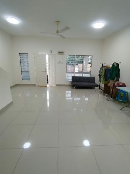 Rumah Teres 2 Tingkat untuk Dijual di Mahkota Cheras (Cheras) - Syazue Wanie - Living Room - PropertyGuru.com.my