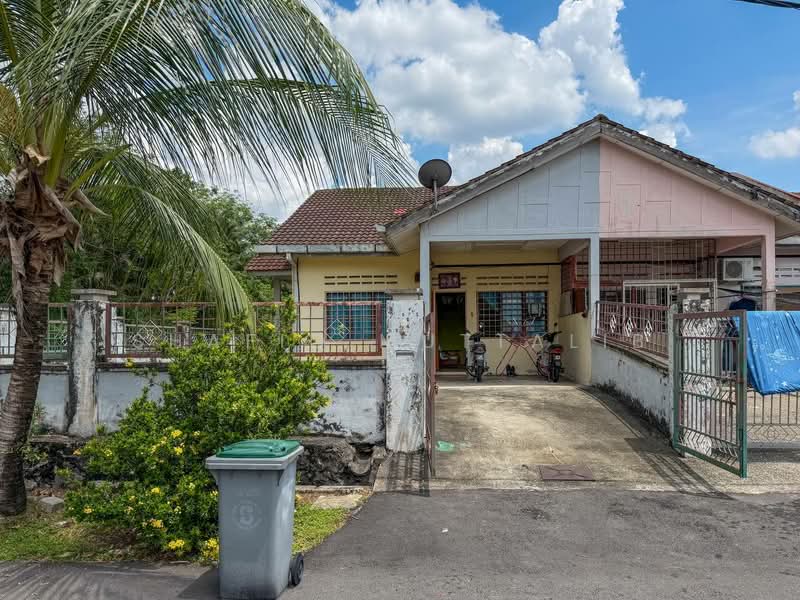 Terraced House for Sale in Taman Desa Jasmin (Nilai) - Shafiq Muttalib - Exterior - PropertyGuru.com.my