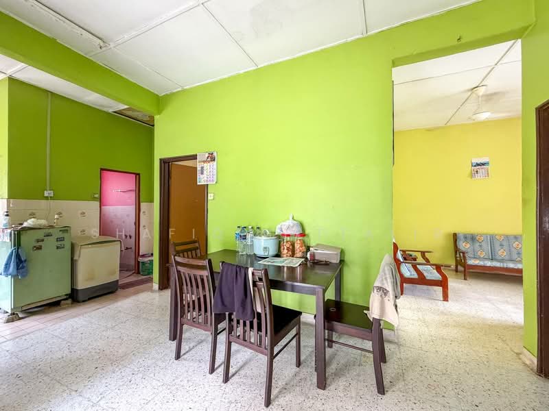 Terraced House for Sale in Taman Desa Jasmin (Nilai) - Shafiq Muttalib - Kitchen - PropertyGuru.com.my
